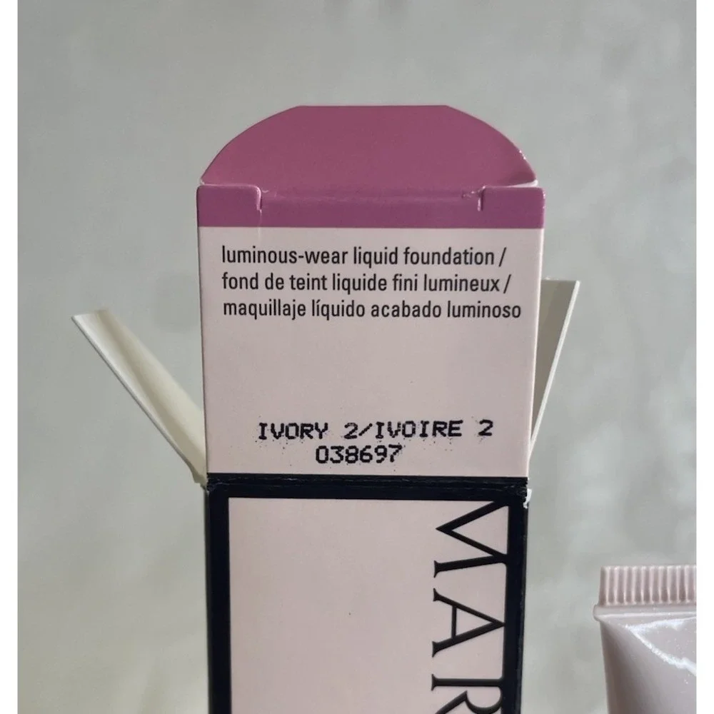 Mary Kay Timewise Luminous-Wear Liquid Foundation Ivory 2 038697 NEW IN BOX